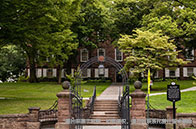 滑鐵盧大學(xué)DS項(xiàng)目留學(xué)費(fèi)用(學(xué)費(fèi)+生活費(fèi))