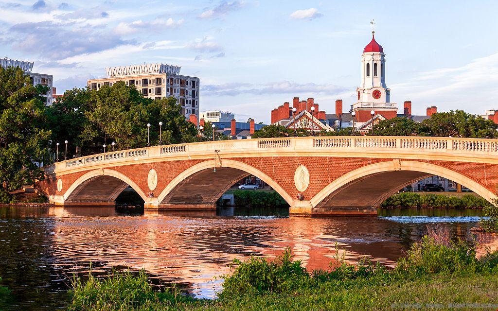 美國比較安全的大學