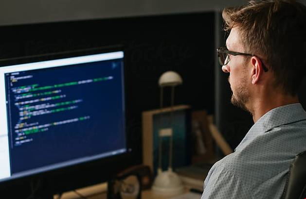 加拿大大學(xué)本科計(jì)算機(jī)專業(yè)