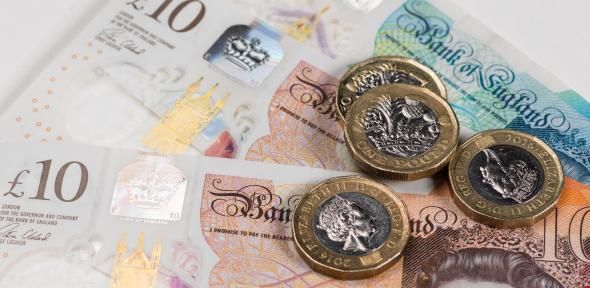 英國本科一年學費多少錢.jpg 英國本科一年學費多少錢.jpg