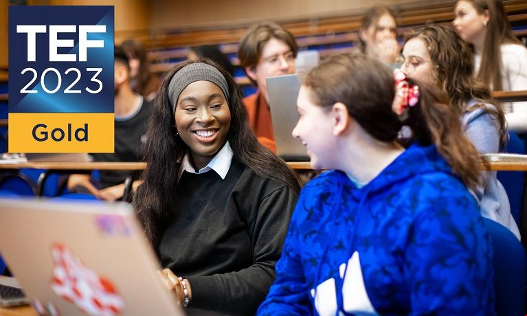 考文垂大學教學質量獲金獎.png 考文垂大學教學質量獲金獎.png