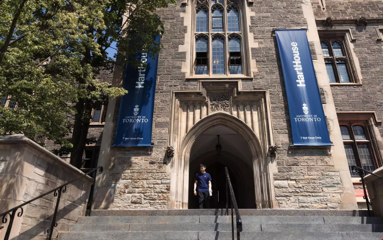 多倫多大學和阿爾伯塔大學選哪個比較好.png 多倫多大學和阿爾伯塔大學選哪個比較好.png